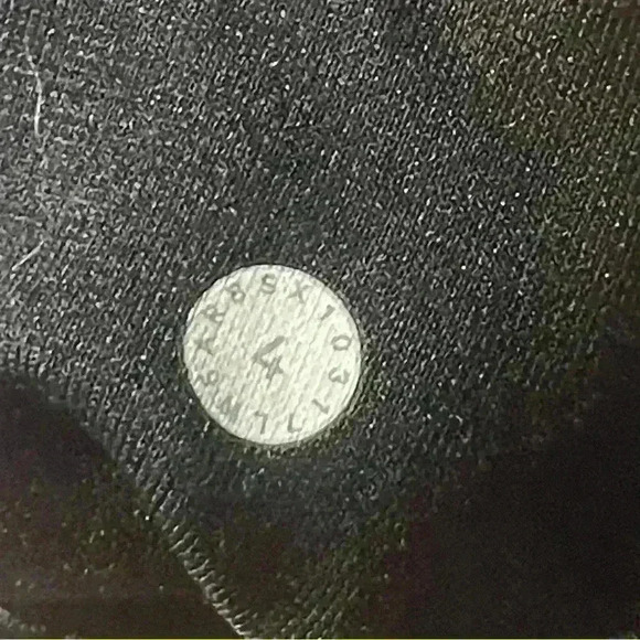 Lululemon Train Times 7/8  Pant (25" )
Interlaced Starlight Black / Black - Picture 8 of 10